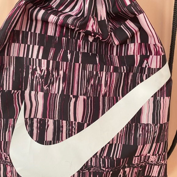 Nike bag - Picture 2 of 3
